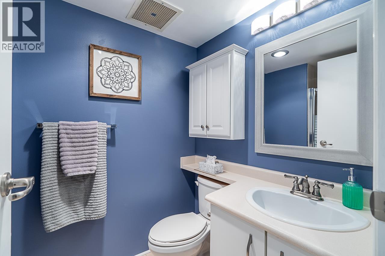 Photo 17 of 403 98 Tenth Street, New Westminster BC