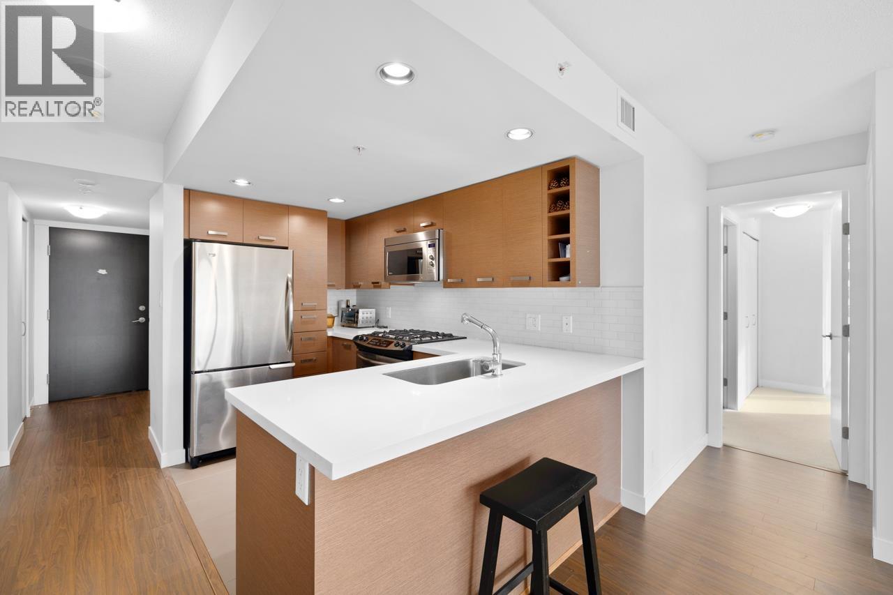 Photo 4 of 909 8033 Saba Road, Richmond BC