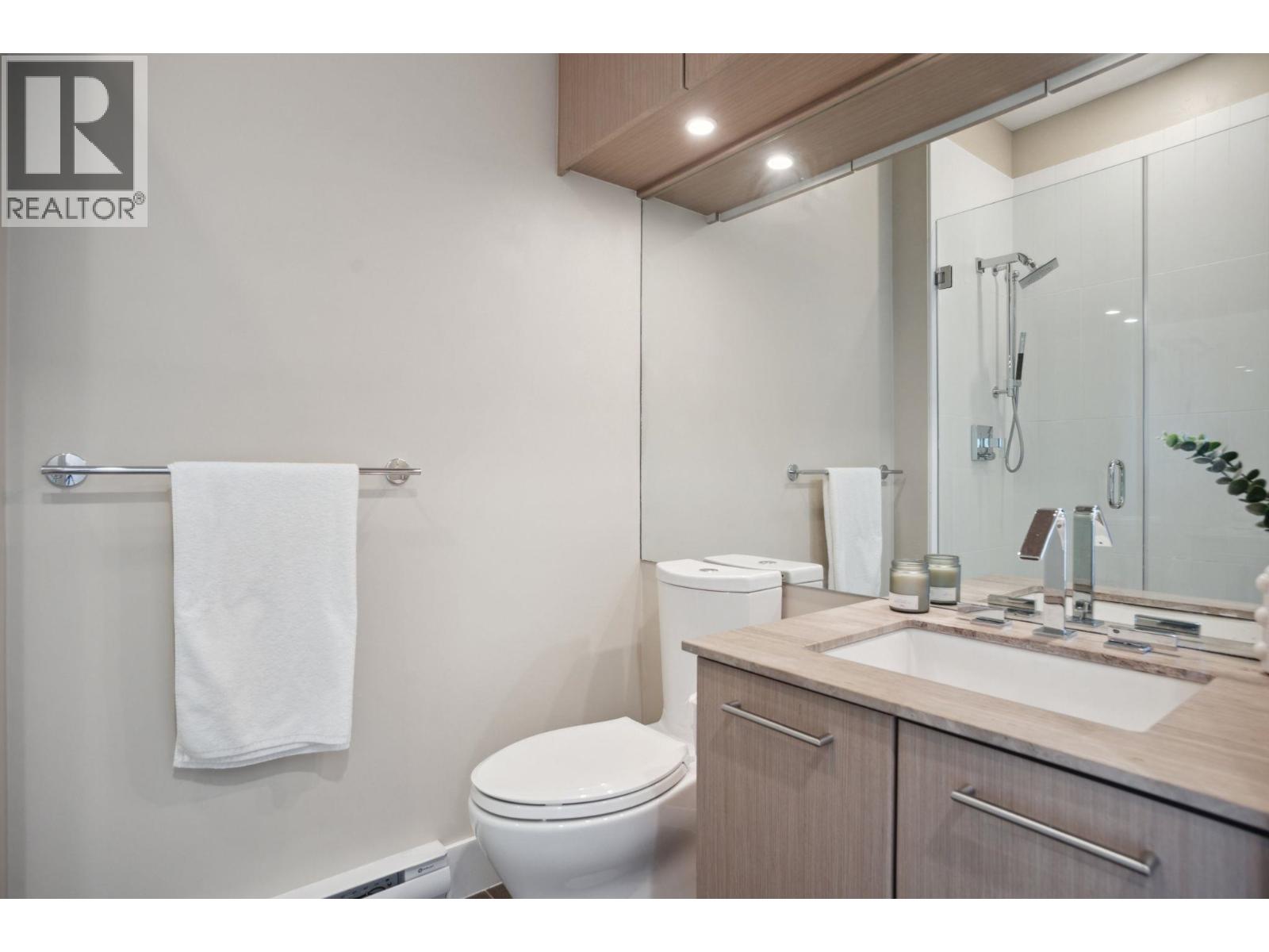 Photo 17 of 302 220 Salter Street, New Westminster BC