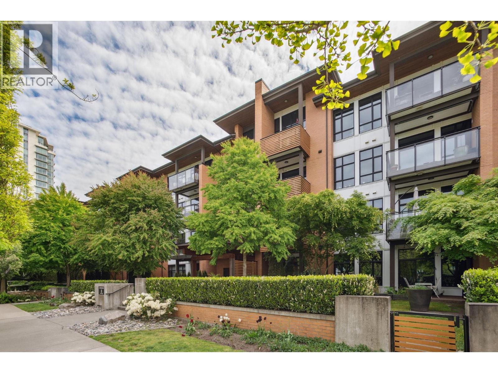 Photo 23 of 302 220 Salter Street, New Westminster BC