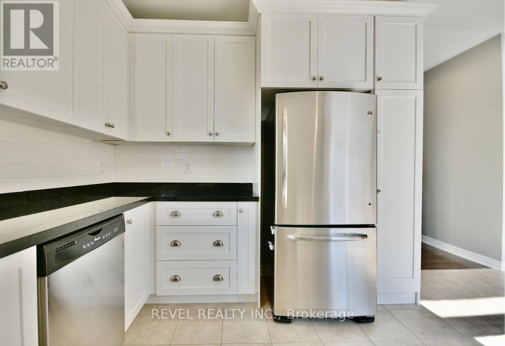 Photo 12 of 166 Succession Crescent, Barrie ON