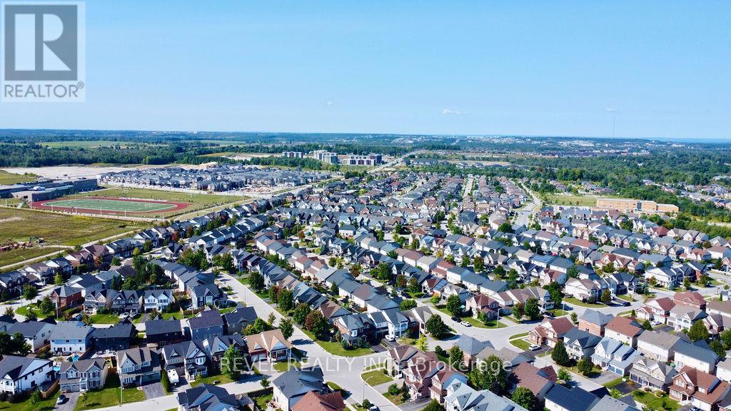 Photo 45 of 166 Succession Crescent, Barrie ON