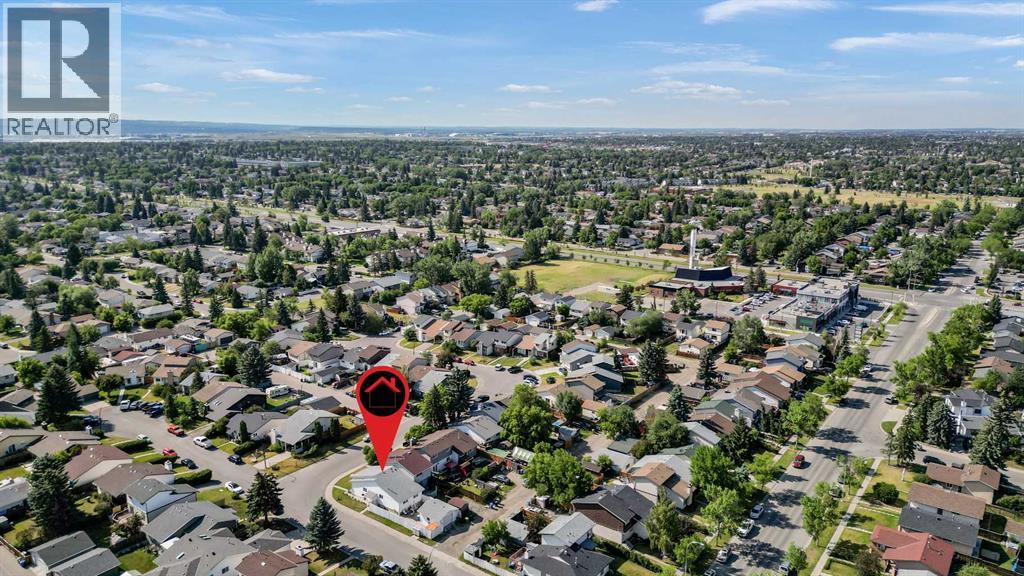 Single Family House Bungalow for Sale in  Pinemeadow Road NE Pineridge Calgary 