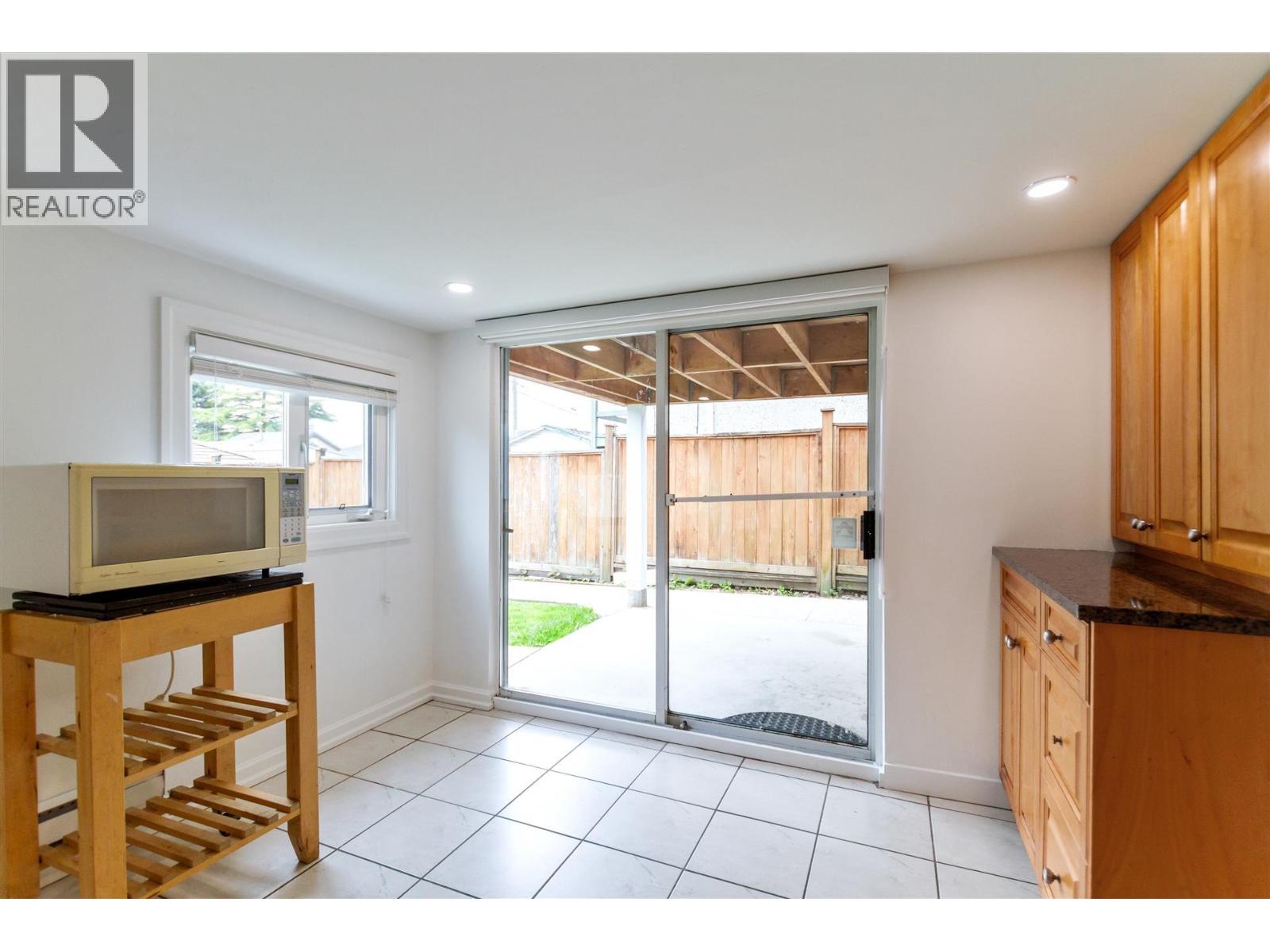 Photo 27 of 3423 E 27th Avenue, Vancouver BC