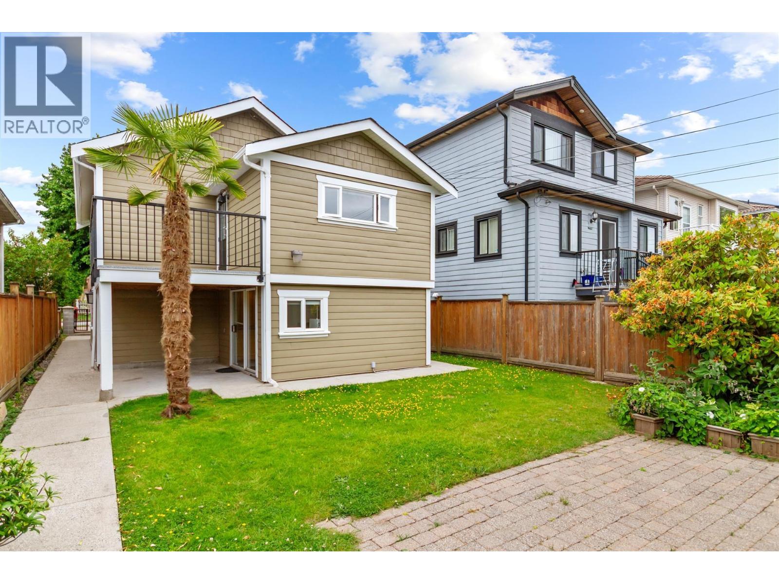 Photo 7 of 3423 E 27th Avenue, Vancouver BC