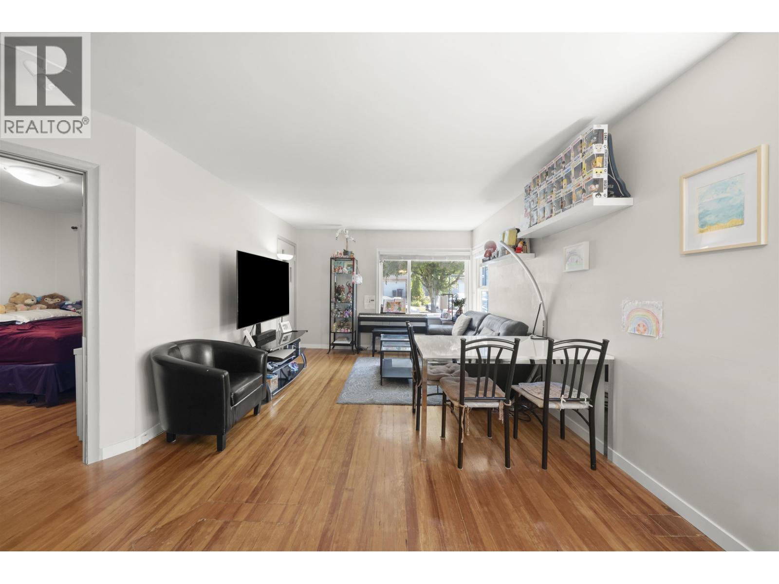 Photo 18 of 4763 Killarney Street, Vancouver BC