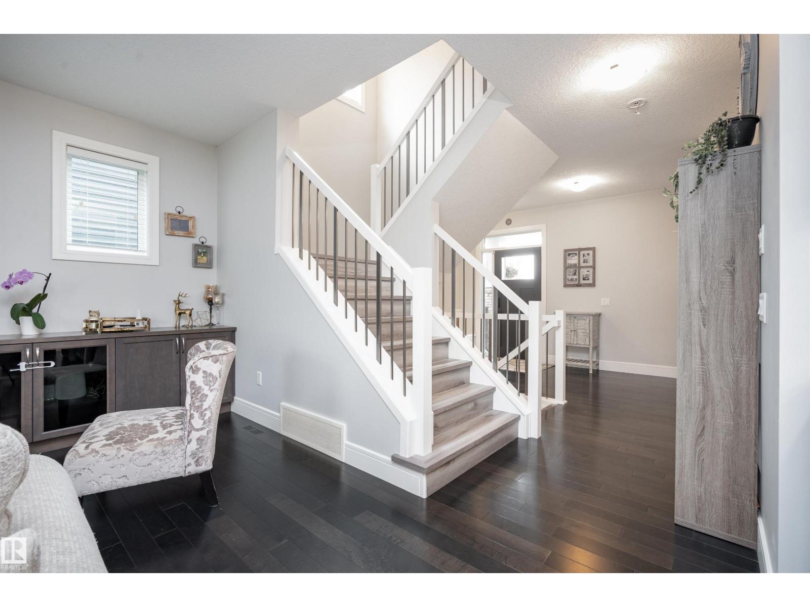 Photo 9 of 1934 Adamson Tc Sw, Edmonton AB