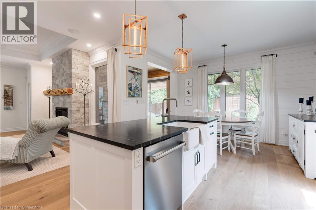 Photo 13 of 61 Lake Street Unit 9, Grimsby ON