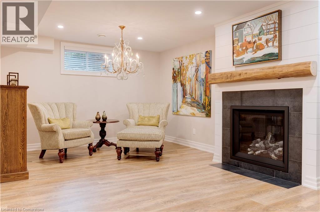 Photo 38 of 61 Lake Street Unit 9, Grimsby ON