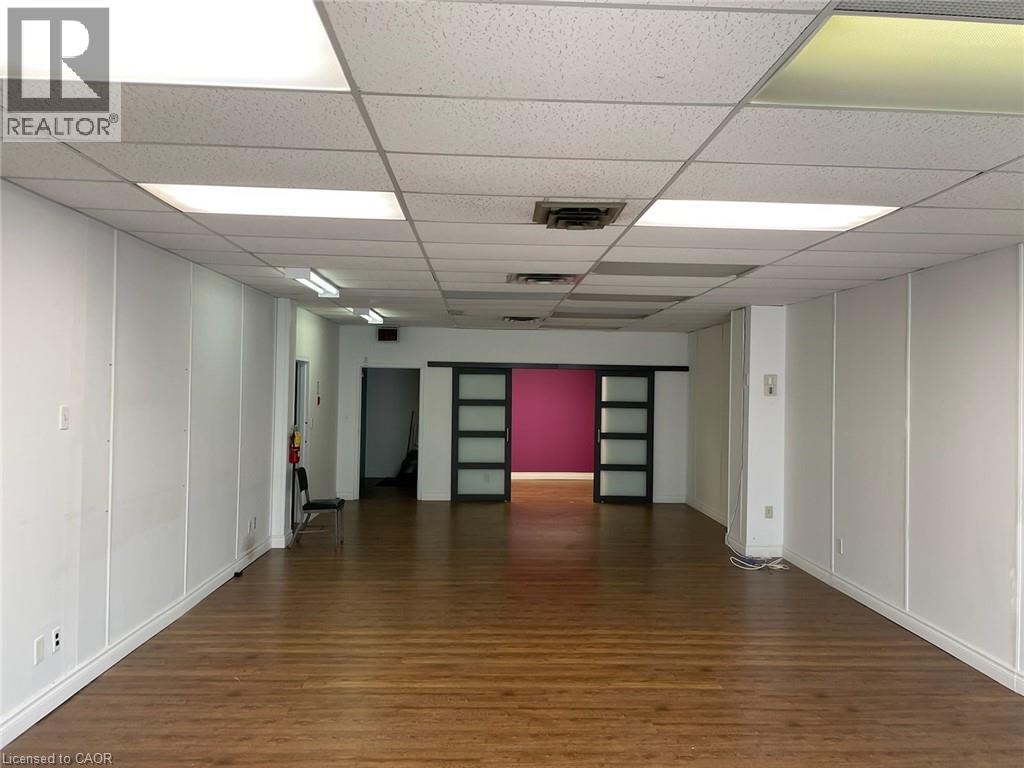 Photo 4 of 350 Kenilworth Avenue N Unit 1 B, Hamilton ON