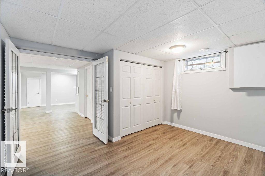 Photo 35 of 6420 146 Av Nw Nw, Edmonton AB