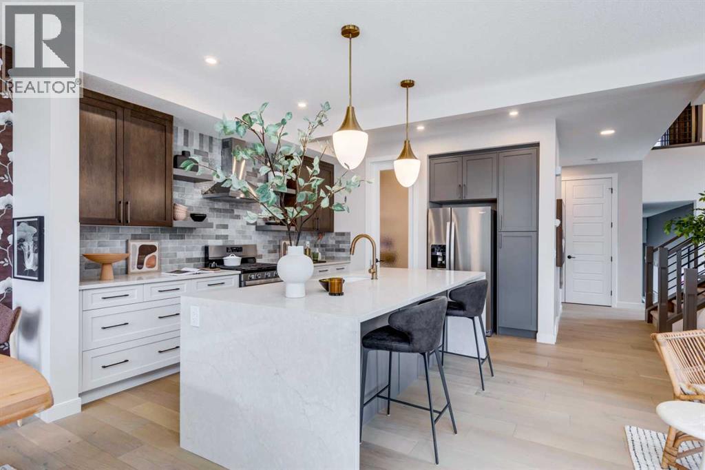 Photo 5 of 455 Crimson Ridge Place Nw, Calgary AB