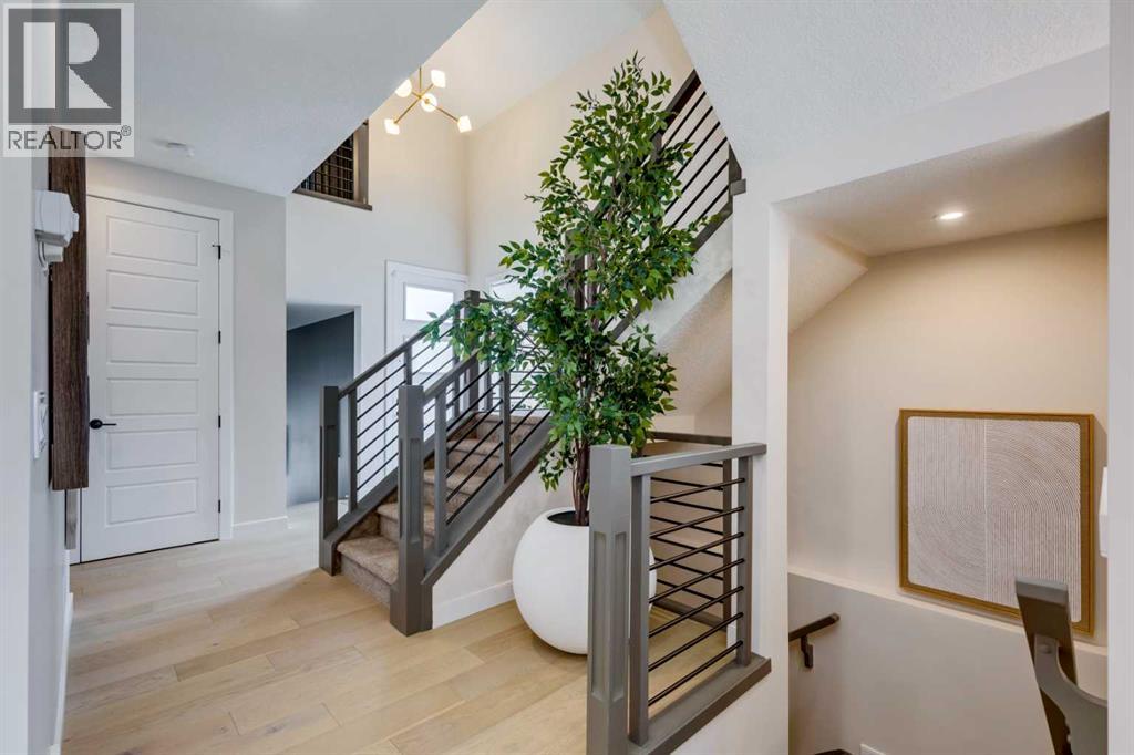 Photo 4 of 455 Crimson Ridge Place Nw, Calgary AB