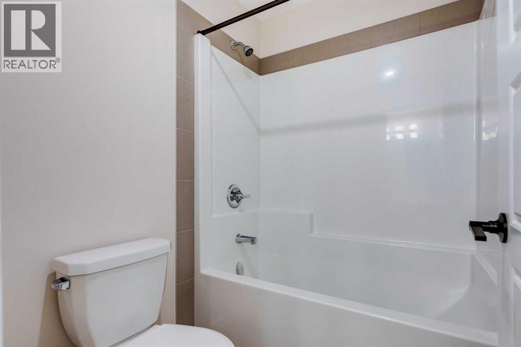 Photo 30 of 455 Crimson Ridge Place Nw, Calgary AB
