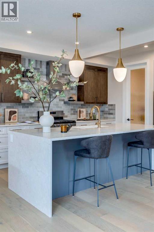 Photo 8 of 455 Crimson Ridge Place Nw, Calgary AB