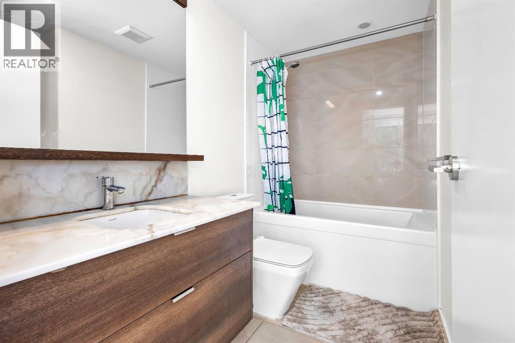 Single Family House for Sale in   Waterfront Court SW Chinatown Calgary 