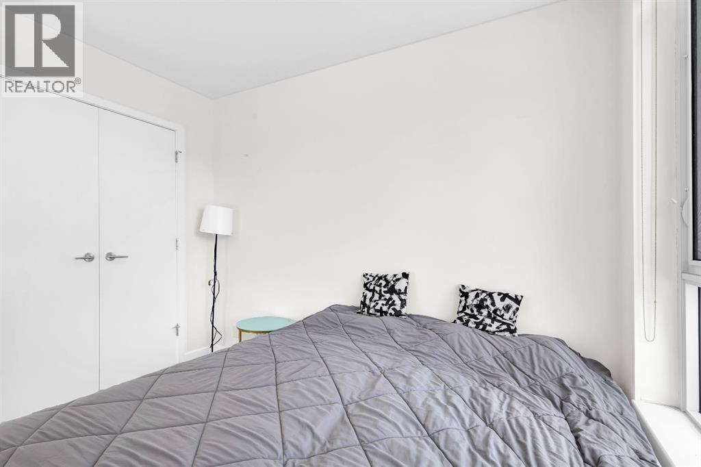 Single Family House for Sale in   Waterfront Court SW Chinatown Calgary 