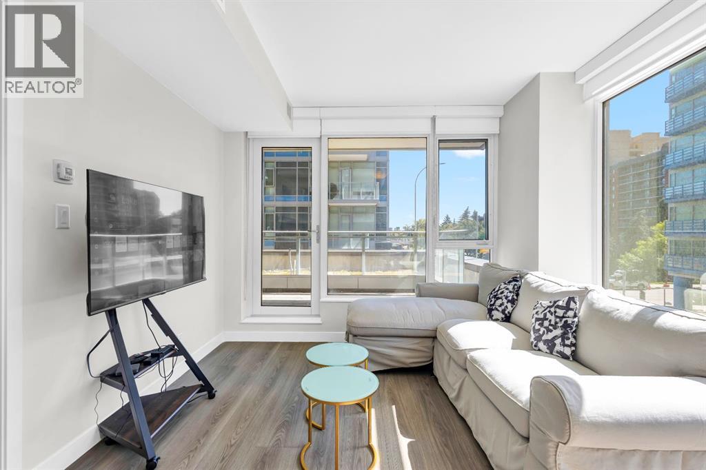 Single Family House for Sale in   Waterfront Court SW Chinatown Calgary 