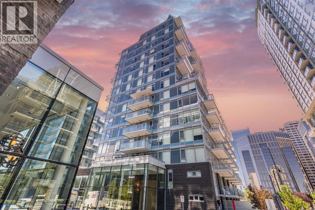 Single Family House for Sale in   Waterfront Court SW Chinatown Calgary 