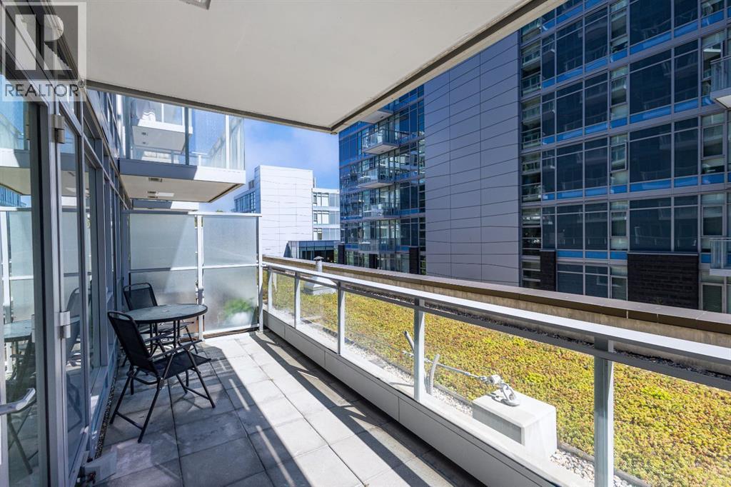 Single Family House for Sale in   Waterfront Court SW Chinatown Calgary 