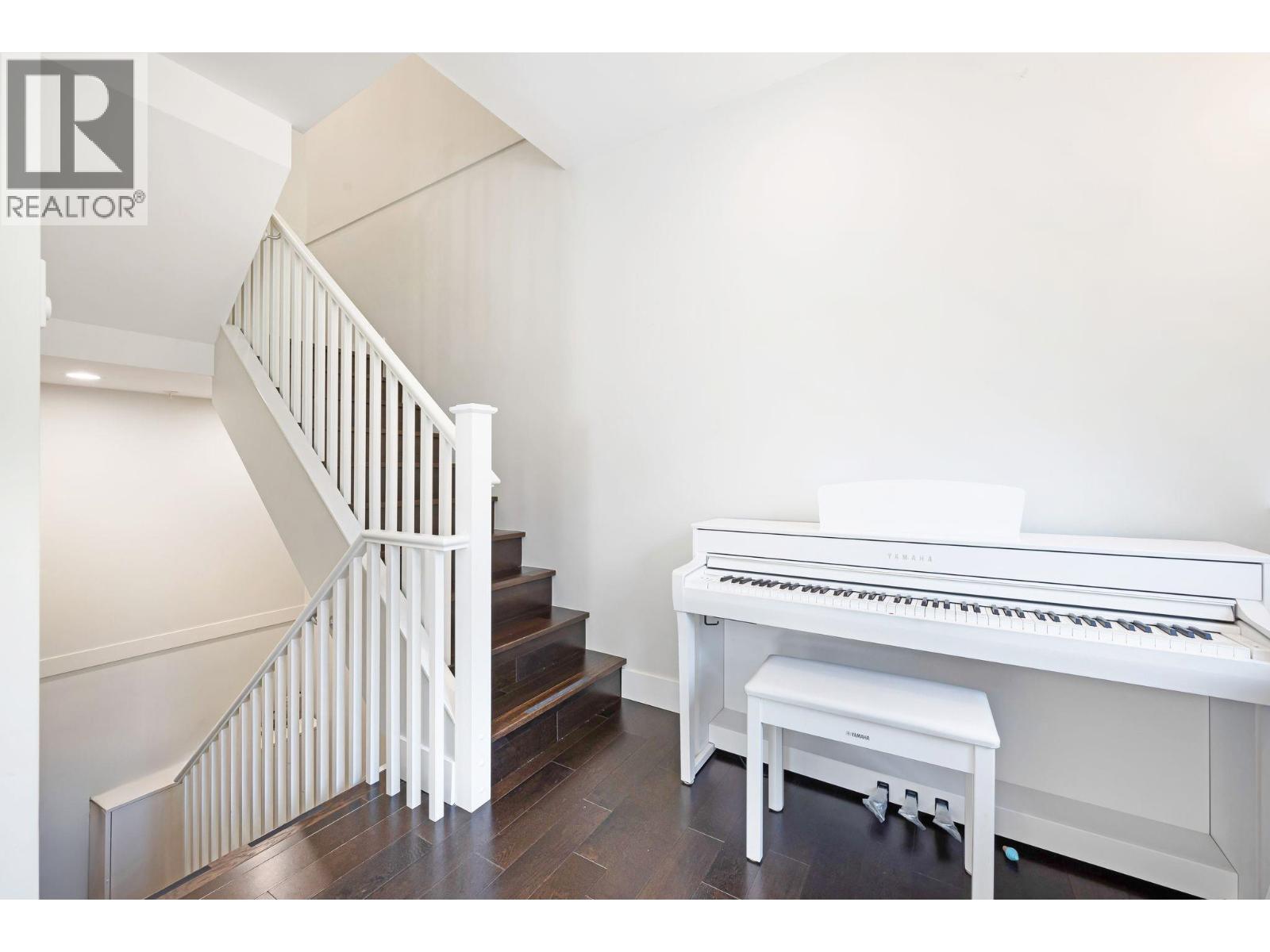 Photo 14 of 1483 Tilney Mews, Vancouver BC