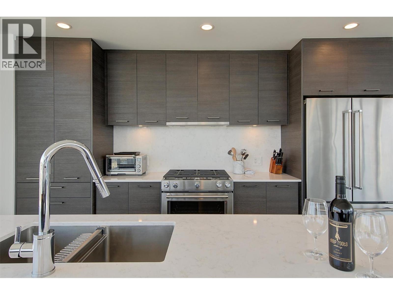 Photo 30 of 1191 Sunset Drive Unit 2006, Kelowna BC