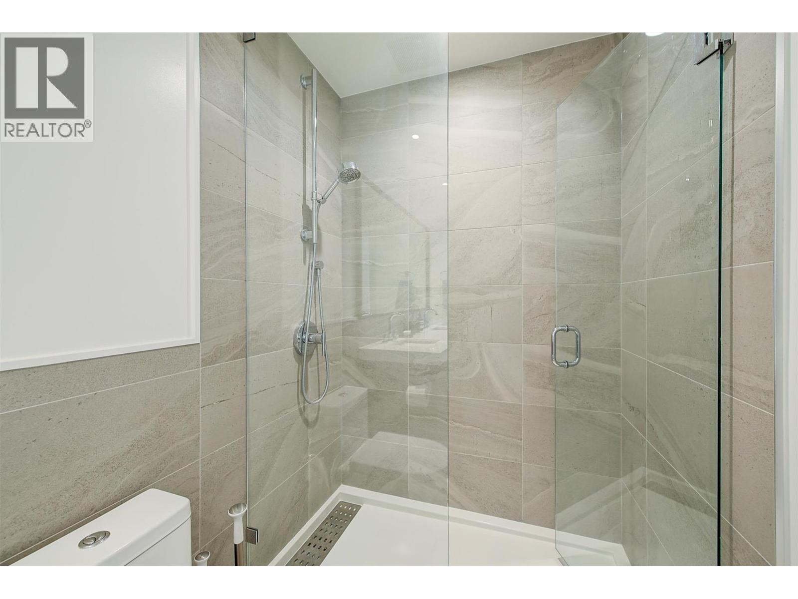 Photo 23 of 1191 Sunset Drive Unit 2006, Kelowna BC