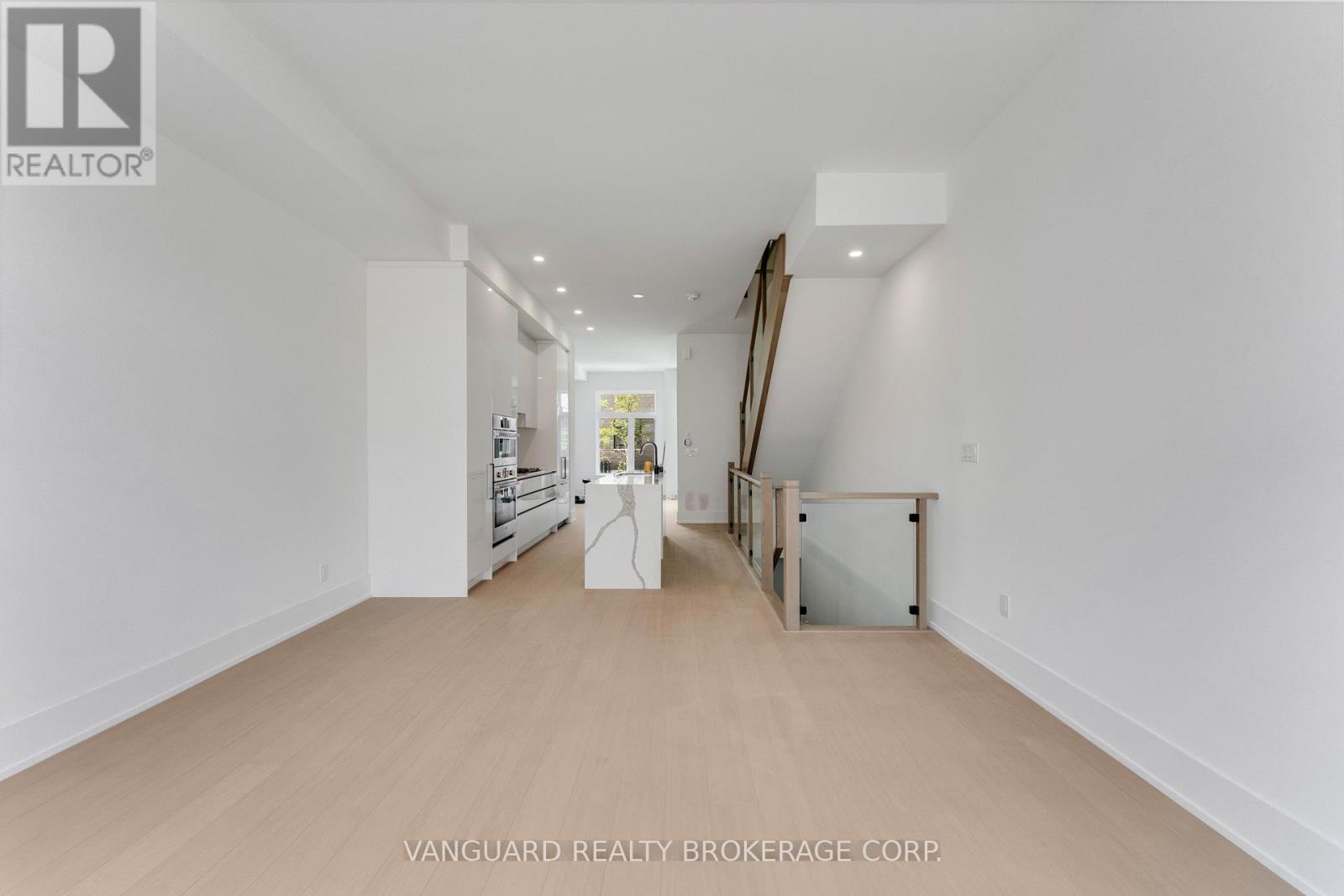 Photo 41 of 21 15 Lou Parsons Way, Mississauga ON