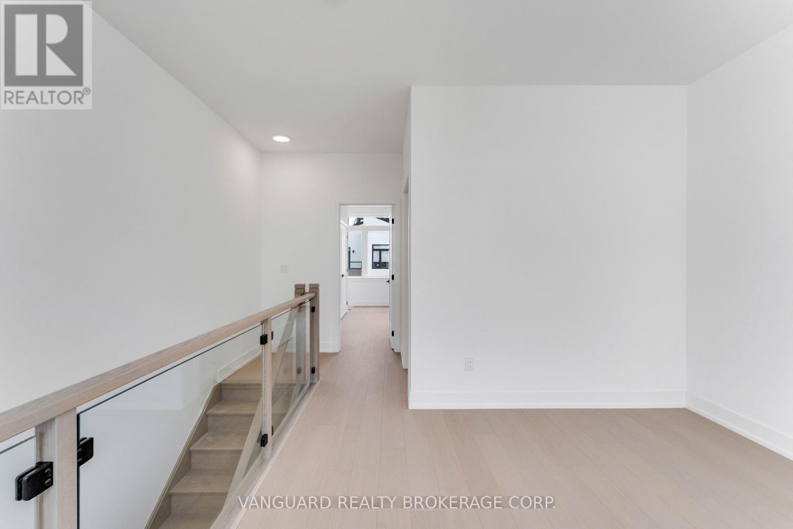 Photo 24 of 21 15 Lou Parsons Way, Mississauga ON