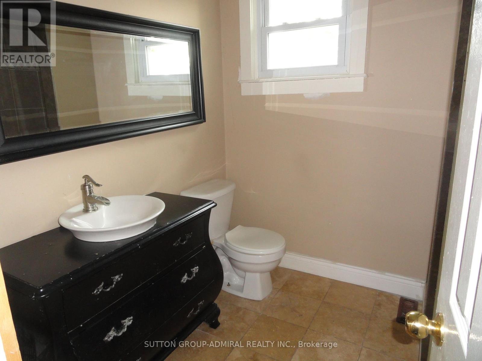 Photo 15 of 2776 Tallberg Court, Mississauga ON