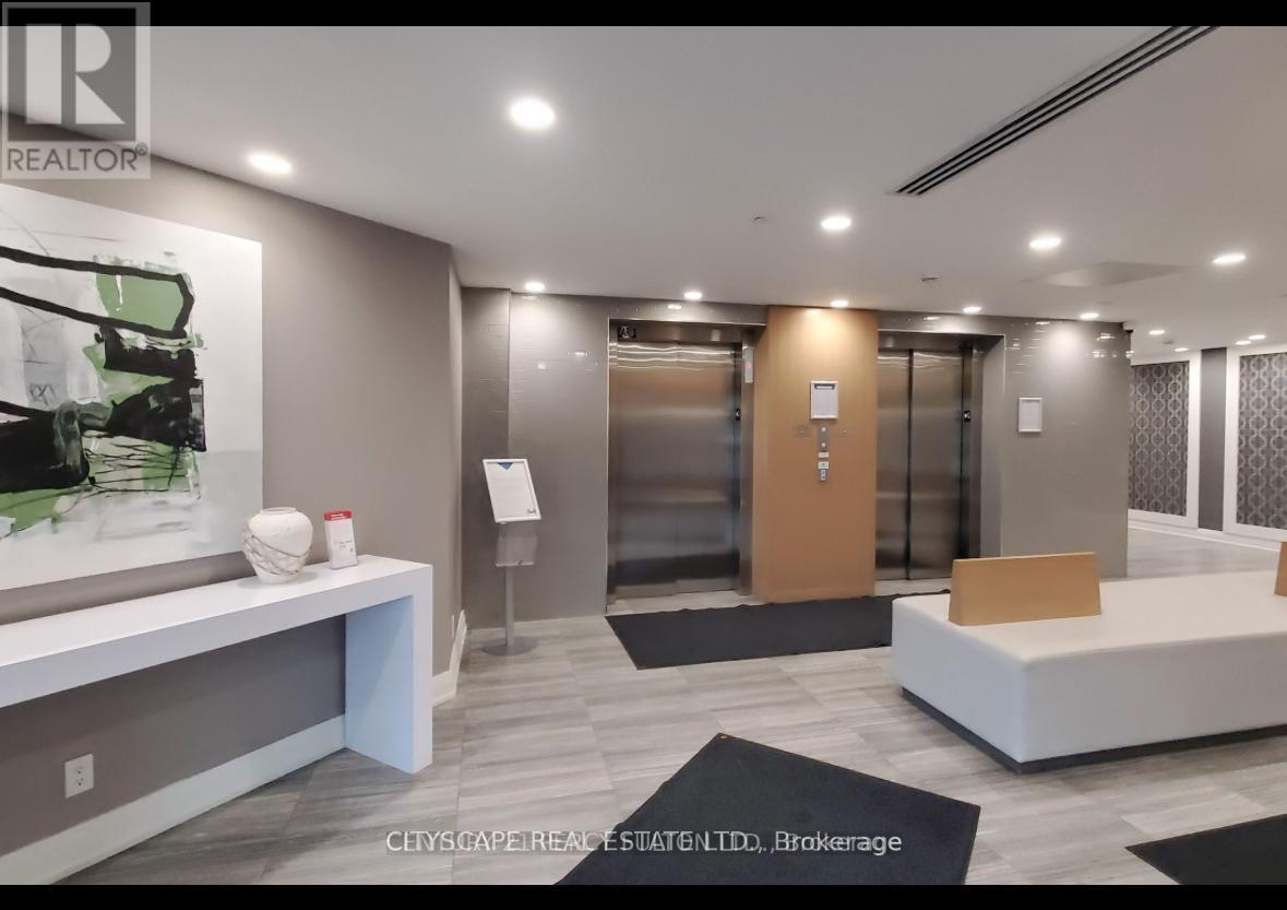Photo 1 of 124 102 Grovewood Common Crescent, Oakville ON