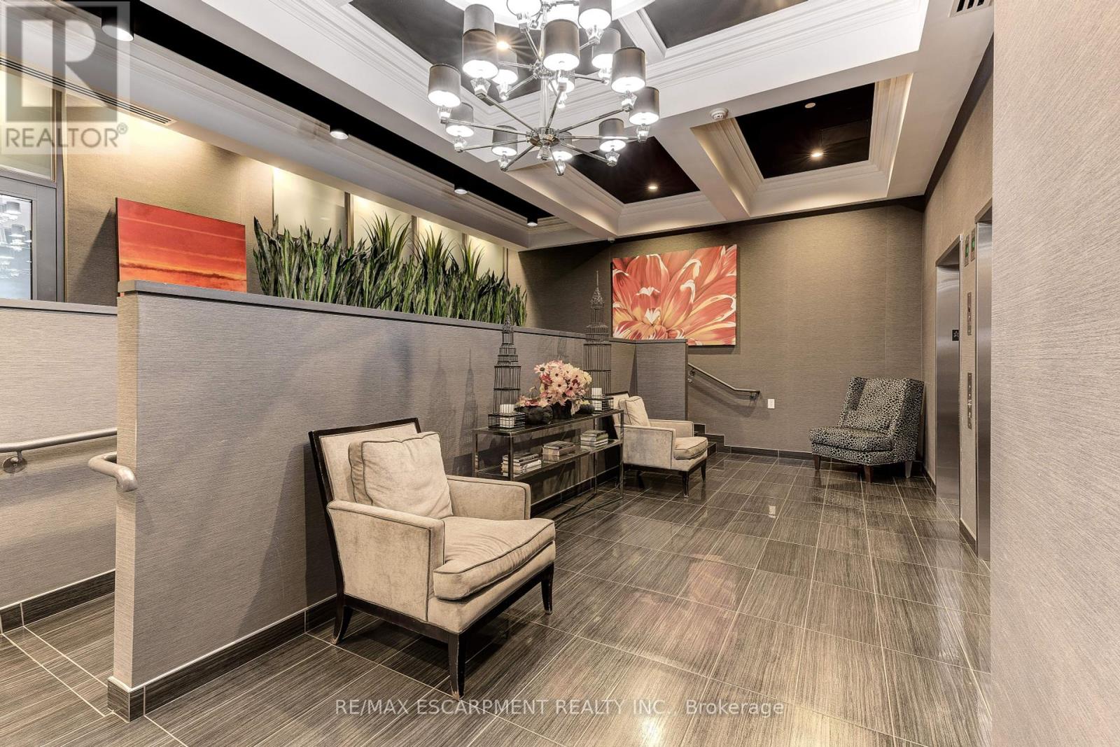Photo 17 of 505 3563 Lake Shore Boulevard W, Toronto ON