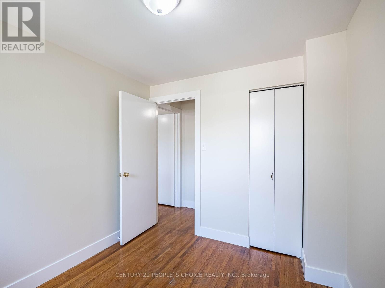 Photo 20 of 16 1720 Albion Road, Toronto ON