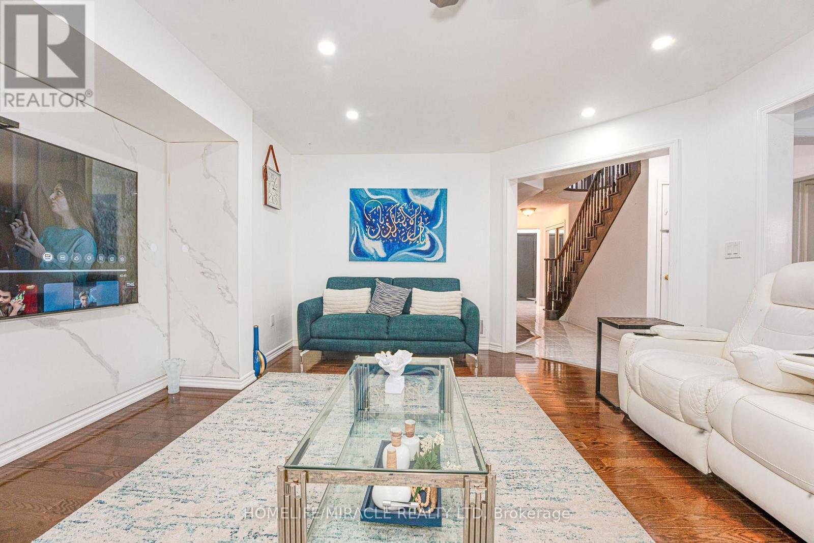 28 BOWSFIELD DRIVE - 10