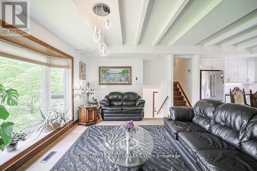 Photo 13 of 126 Mellow Crescent, Caledon ON