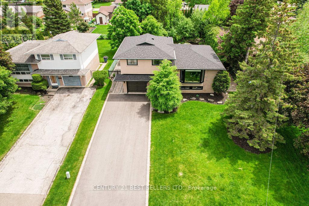 Photo 2 of 126 Mellow Crescent, Caledon ON