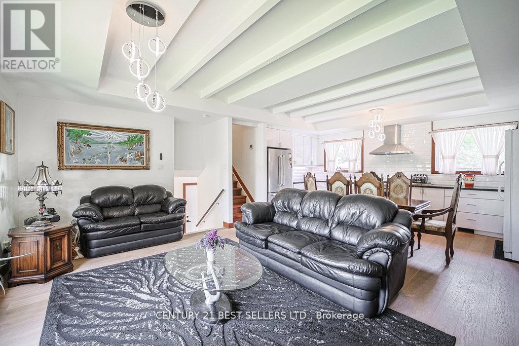 Photo 6 of 126 Mellow Crescent, Caledon ON