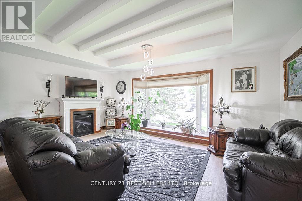 Photo 7 of 126 Mellow Crescent, Caledon ON