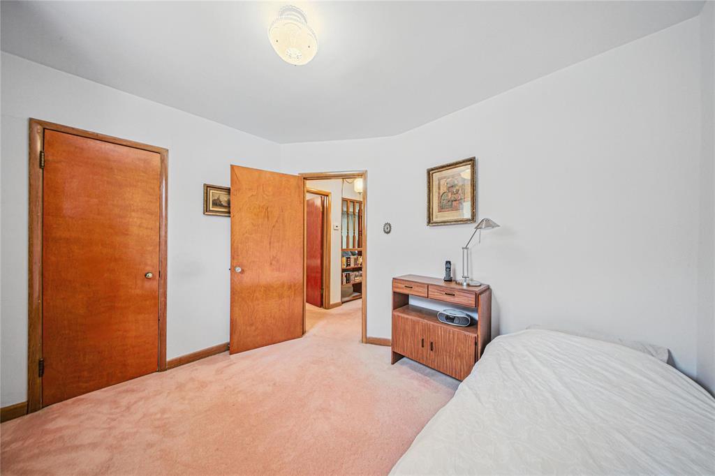 Photo 18 of 121 Worthington Avenue, Winnipeg MB