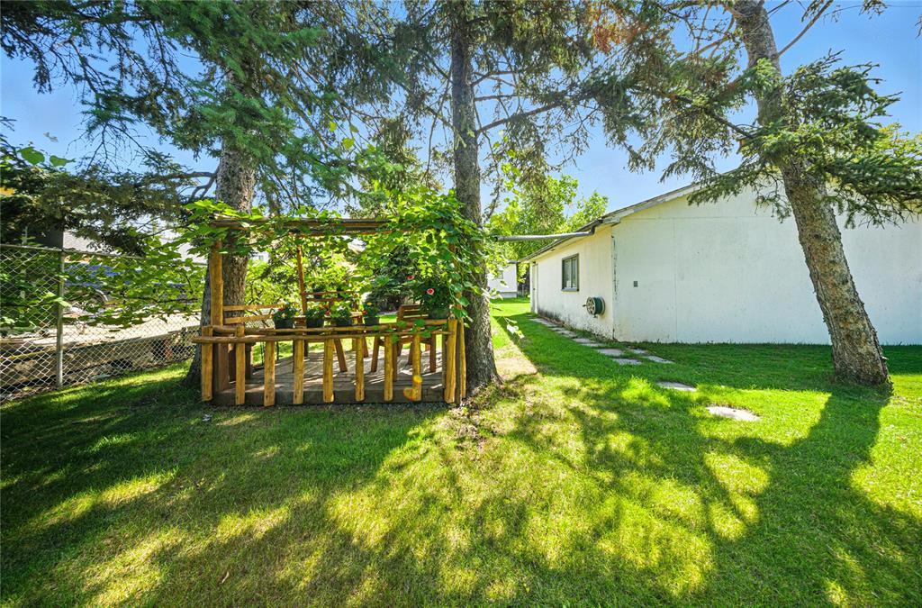 Photo 29 of 121 Worthington Avenue, Winnipeg MB