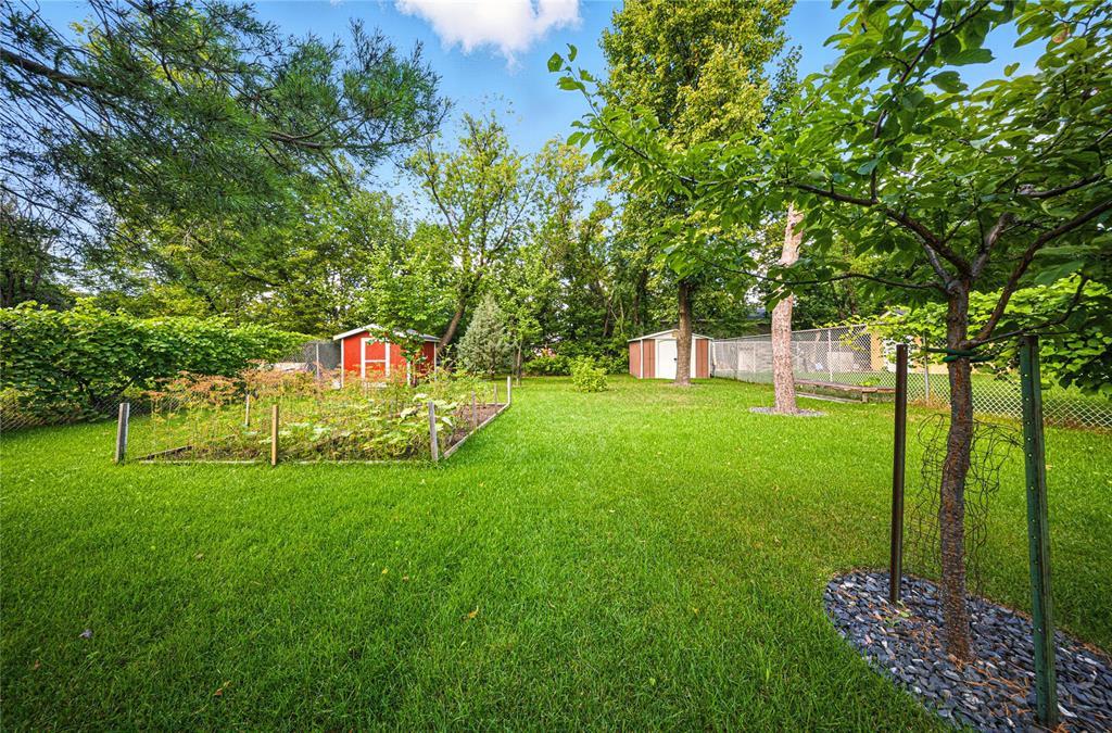 Photo 31 of 121 Worthington Avenue, Winnipeg MB