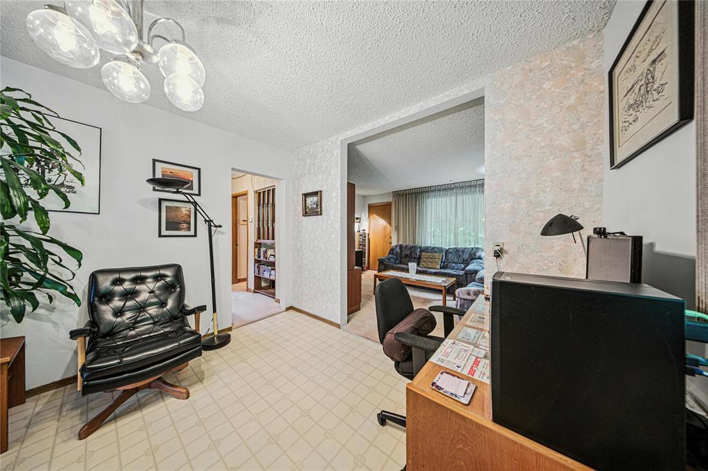Photo 10 of 121 Worthington Avenue, Winnipeg MB