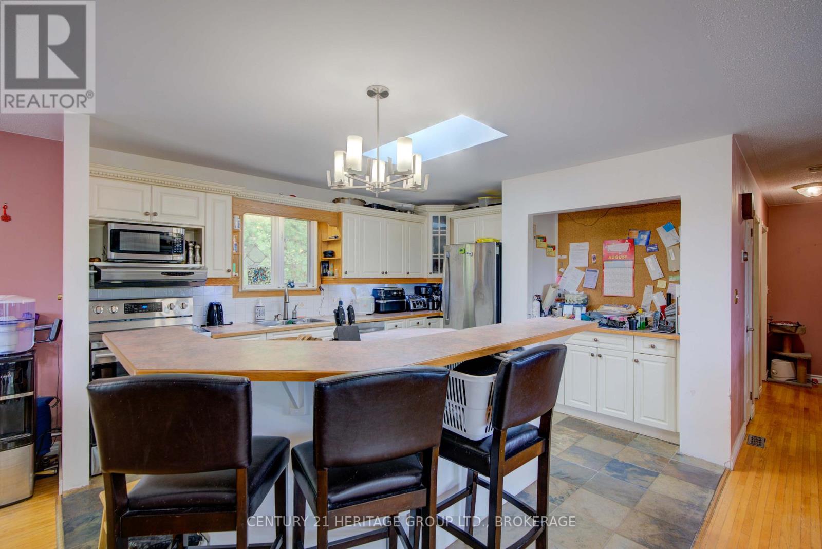 Photo 3 of 1125 Westbrook Road, Kingston ON
