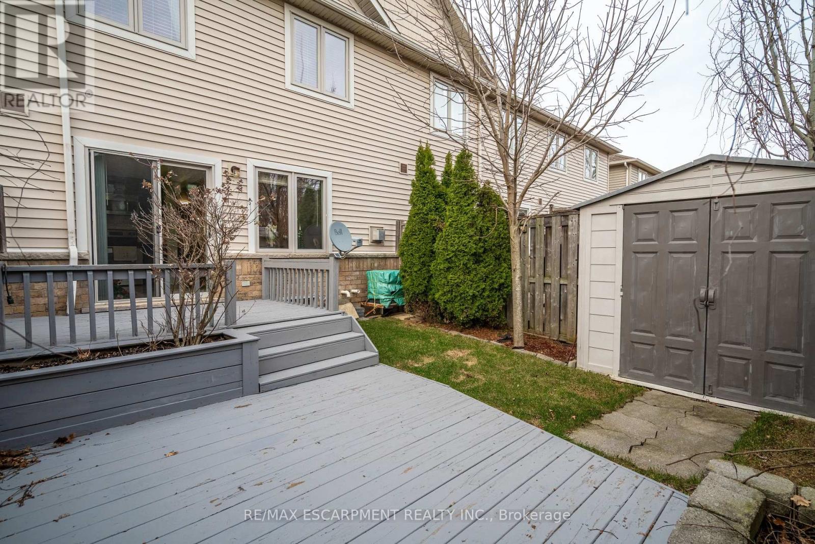 Photo 36 of 41 222 Fall Fair Way, Hamilton ON