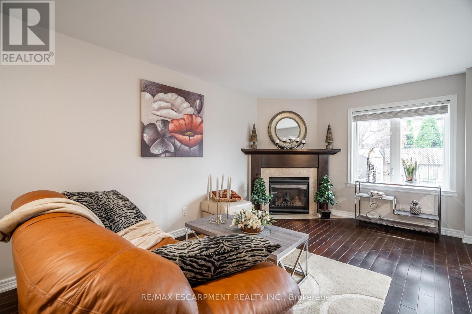 Photo 7 of 41 222 Fall Fair Way, Hamilton ON