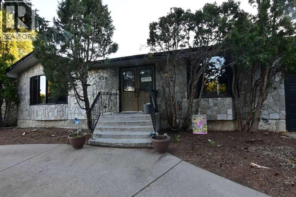 429 Normandy Road S, Lethbridge, Alberta