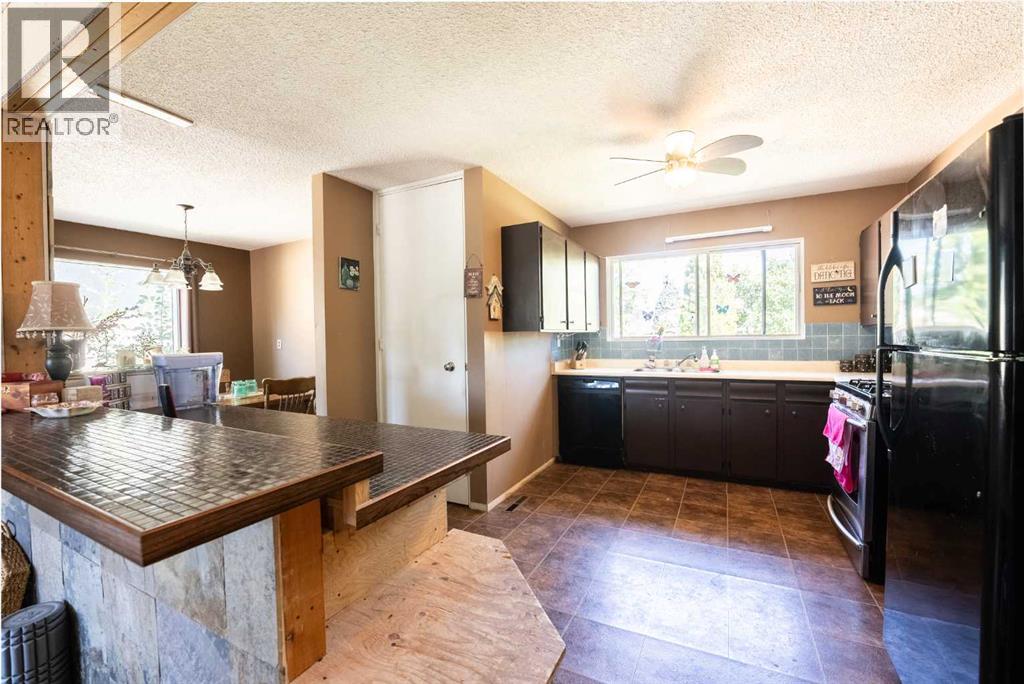 Single Family House Bungalow for Sale in  Normandy Road S Glendale Lethbridge 