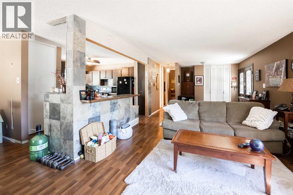 Single Family House Bungalow for Sale in  Normandy Road S Glendale Lethbridge 