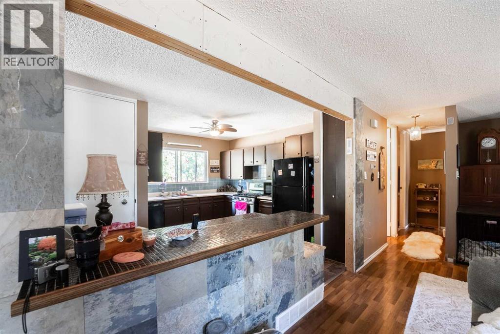 Single Family House Bungalow for Sale in  Normandy Road S Glendale Lethbridge 
