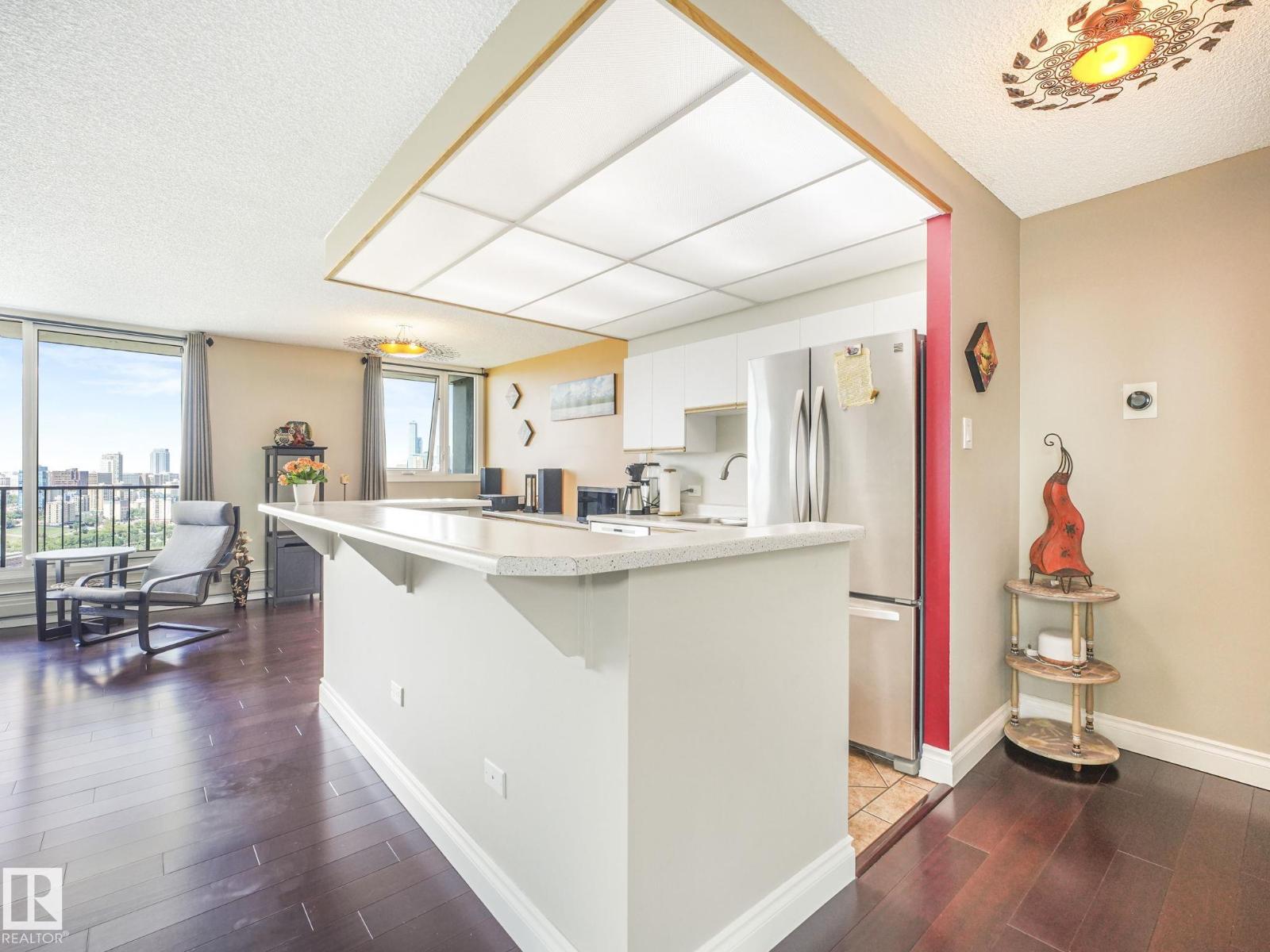 Photo 35 of 1902 10135 Saskatchewan Dr Nw, Edmonton AB